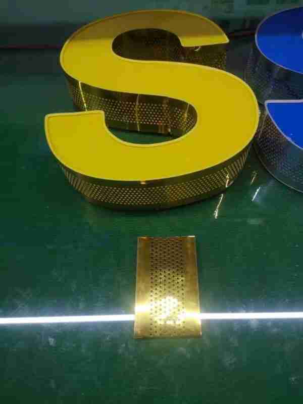 A9b68092154464794813580e7da07f41fV.jpg_960x960q80.jpg 8cm Colorful Aluminum Rolls for Channel Letters