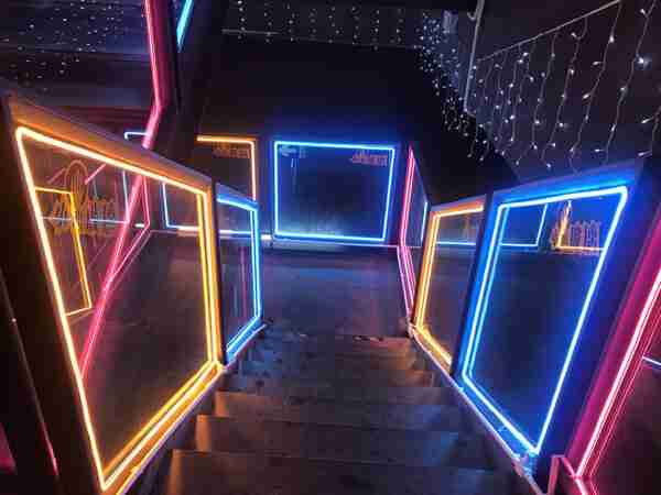 H9a57aa2a33bd4119aa1b451561d88f88b.jpg_960x960q80.jpg High Quality Custom Sign